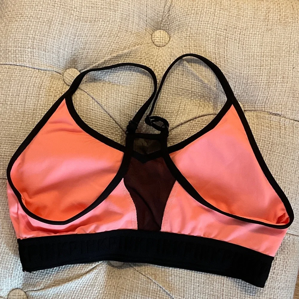 Victoria's Secret Pink Ultimate Bra Tag